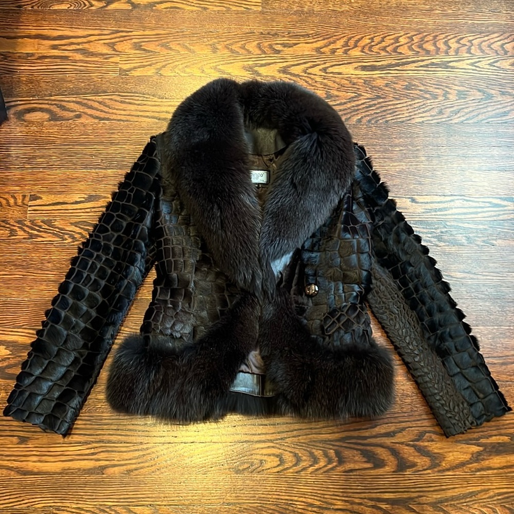 Branco Pelle Fox Fur Coat!